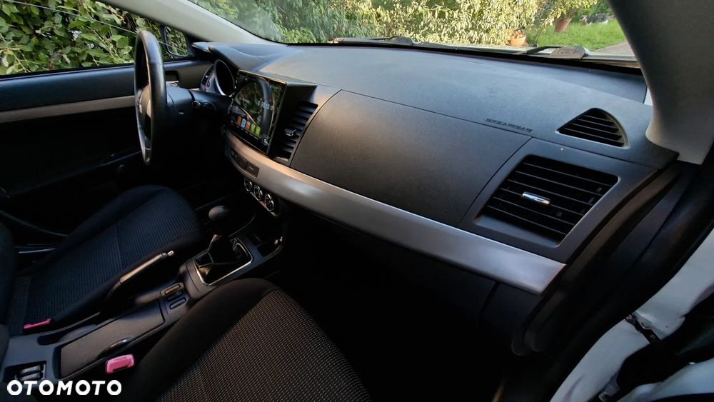 Mitsubishi Lancer 1.6 ClearTec XTRA - 16