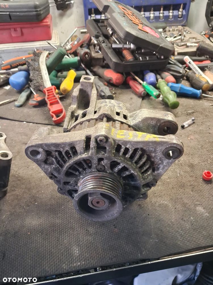 ALTERNATOR RENAULT 70A 97MF10300AB - 1