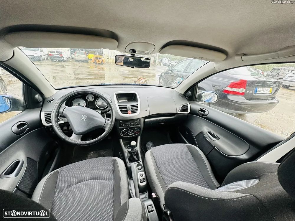 Peugeot 206+ 1.1 Urban - 10