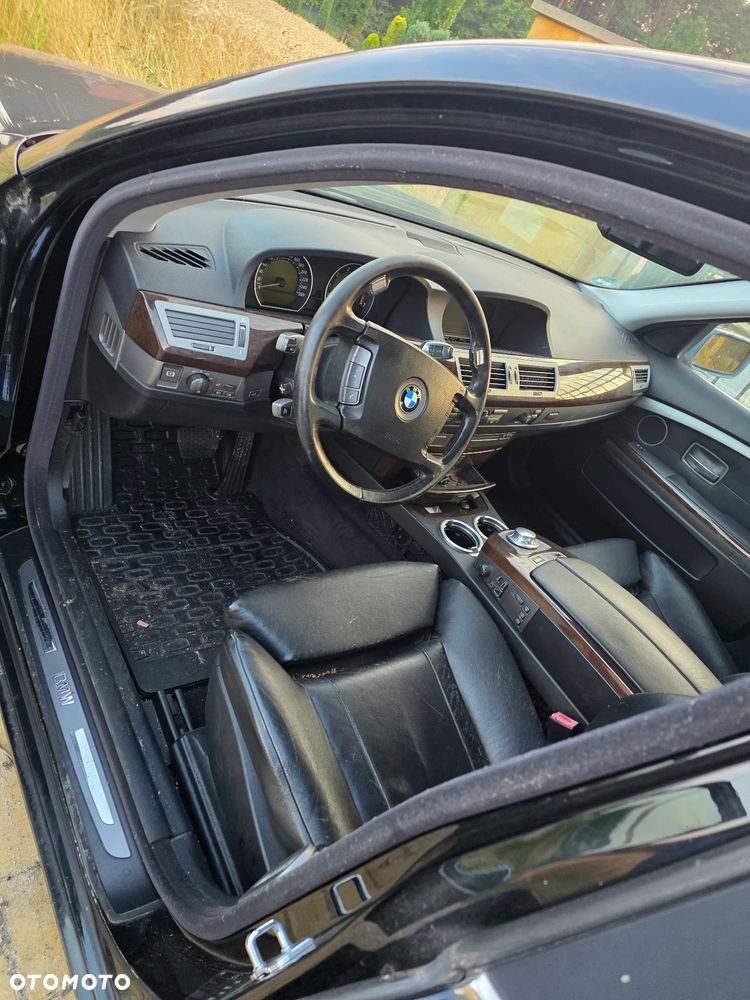 BMW Seria 7 735Li - 6