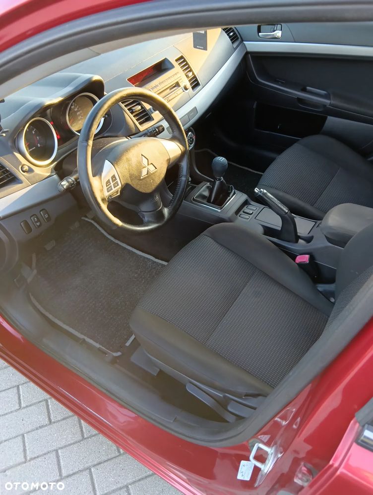Mitsubishi Lancer 1.6 Intense - 7