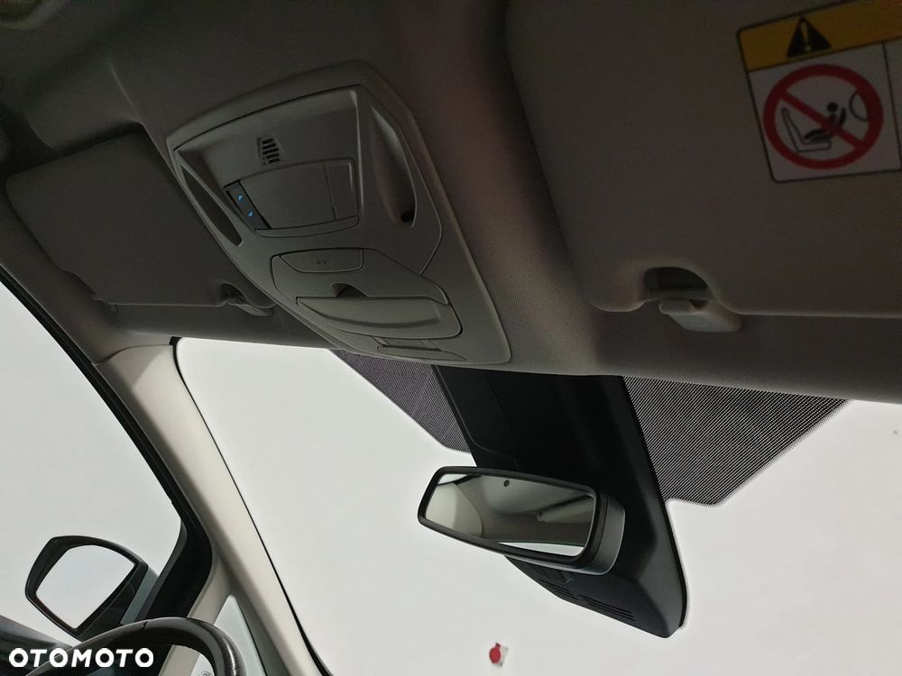 Ford C-MAX 2.0 TDCi Titanium MPS6 - 35