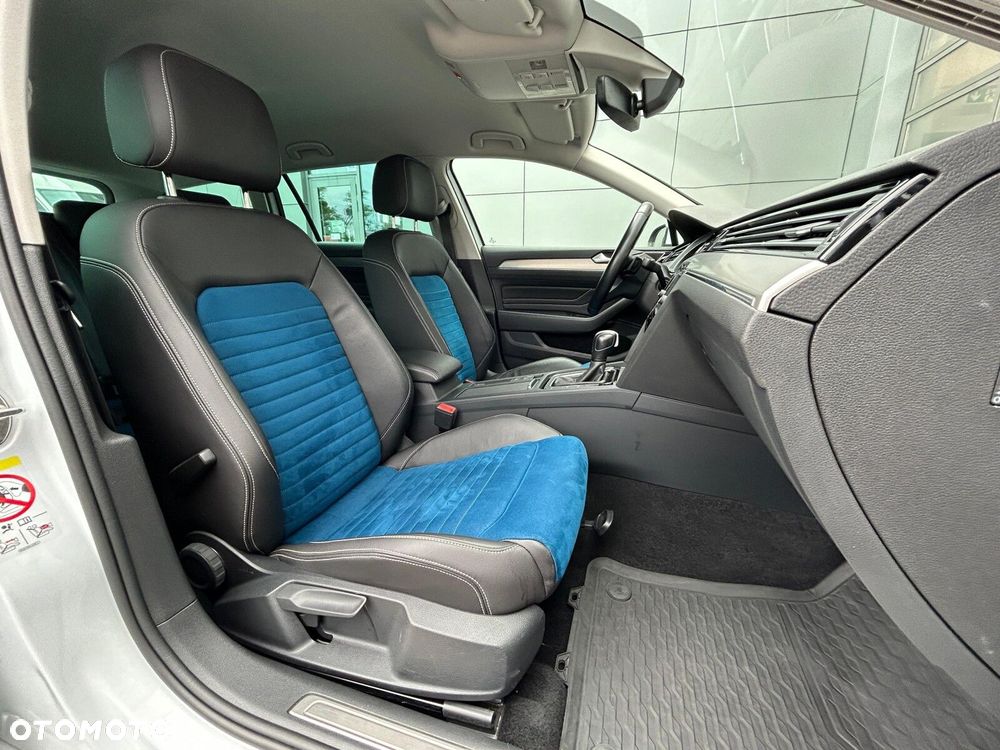 Volkswagen Passat 2.0 TDI EVO Elegance DSG - 18