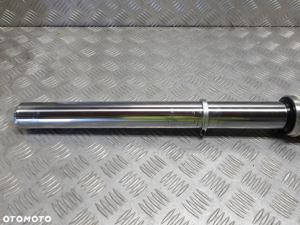 Laga zawieszenia przód prawa SUZUKI VLR 1800 C109R BOULEVARD/INTRUDER 08-13r   PN. 51103-22H00 - 6