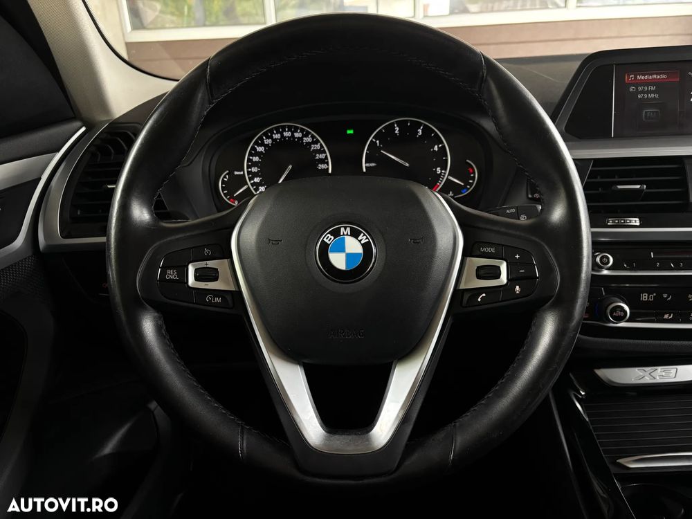 BMW X3 xDrive20d Aut. Advantage - 18