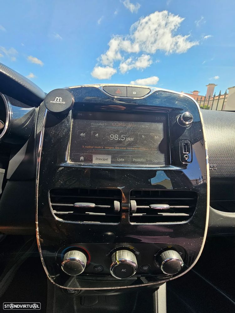 Renault Clio 1.5 dCi Dynamique S - 12