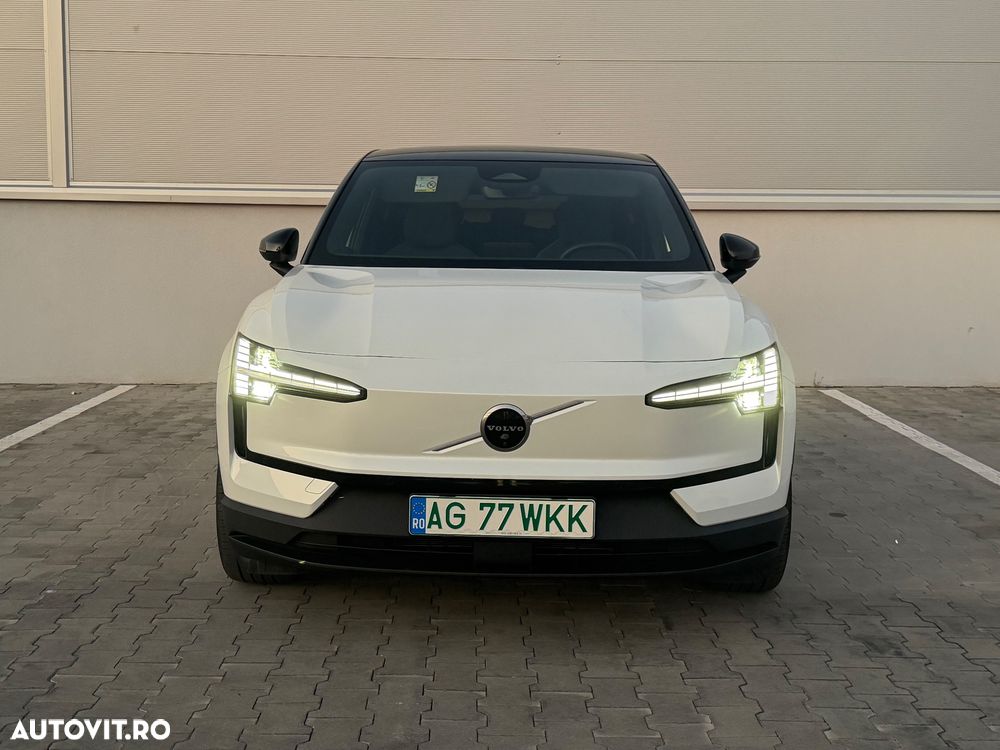 Volvo EX30 Twin Motor Performance Ultra - 10
