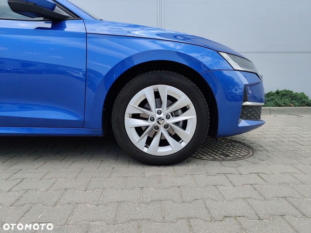 Skoda Octavia 1.5 TSI mHEV Selection DSG - 37