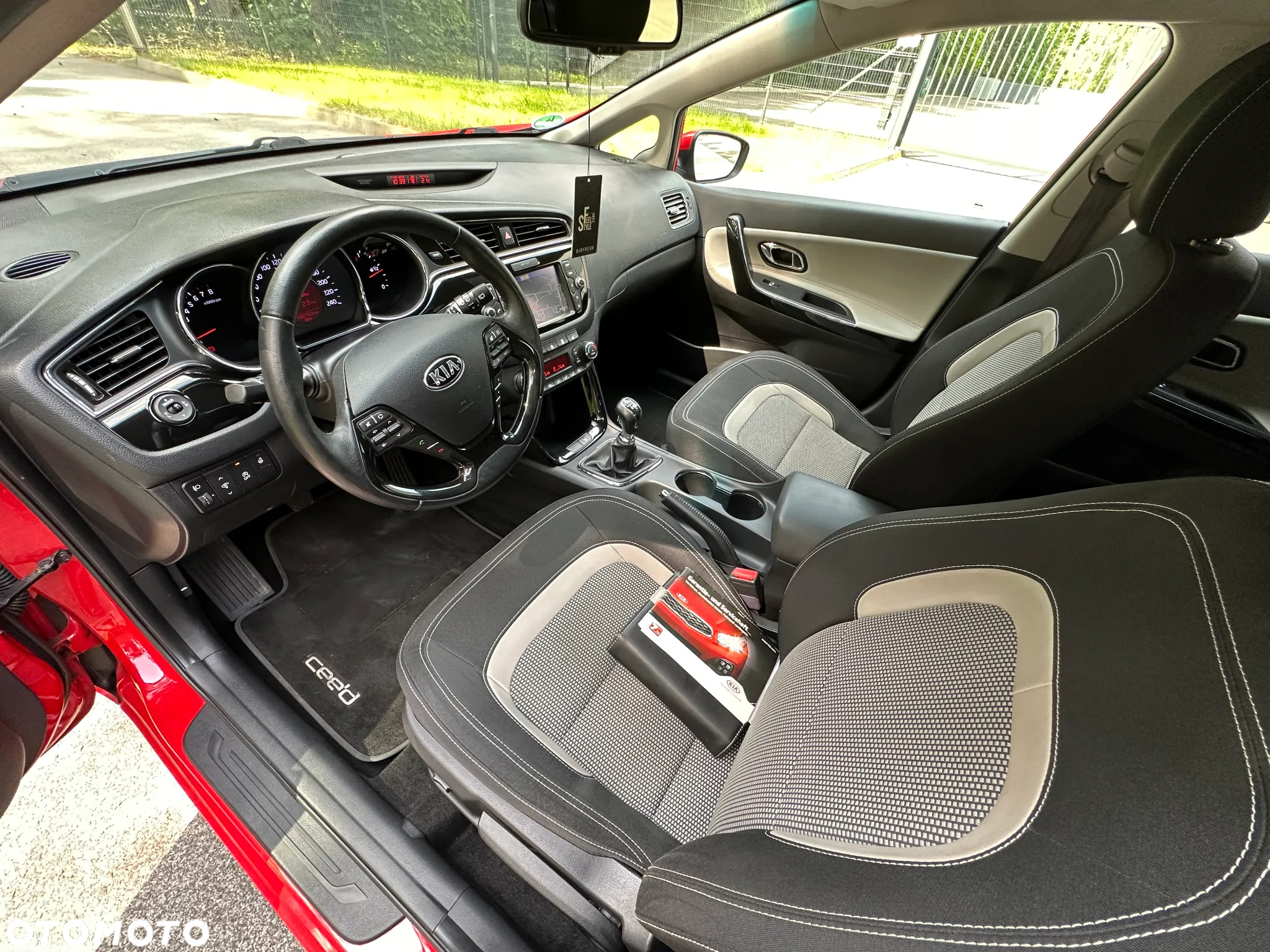 Kia Ceed 1.6 GDI Platinum Edition - 20