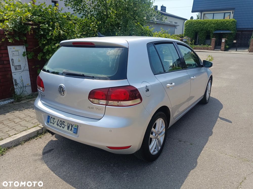 Volkswagen Golf 2.0 TDI DPF Highline - 6