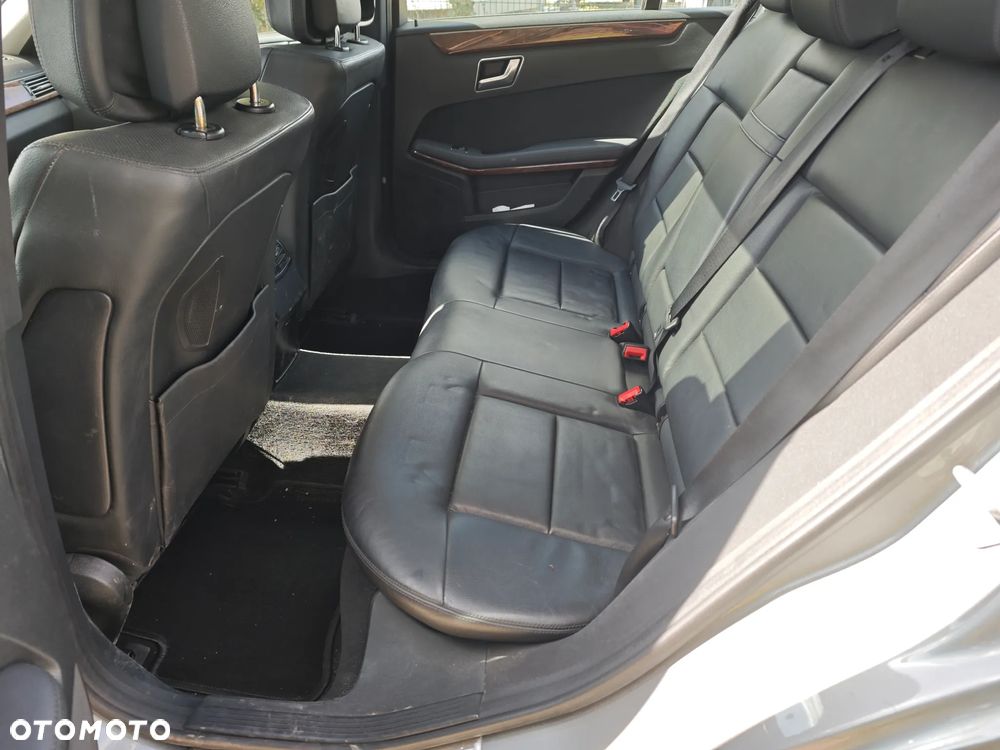 Mercedes-Benz Klasa E 220 CDI DPF BlueEFFICIENCY 7G-TRONIC Elegance - 7