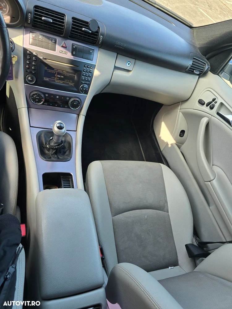 Mercedes-Benz CLC - 11