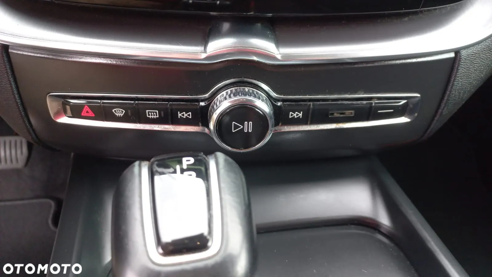 Volvo XC 60 D4 Geartronic Momentum - 22