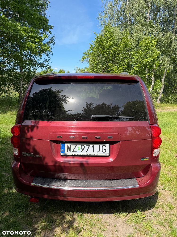 Dodge Grand Caravan - 6