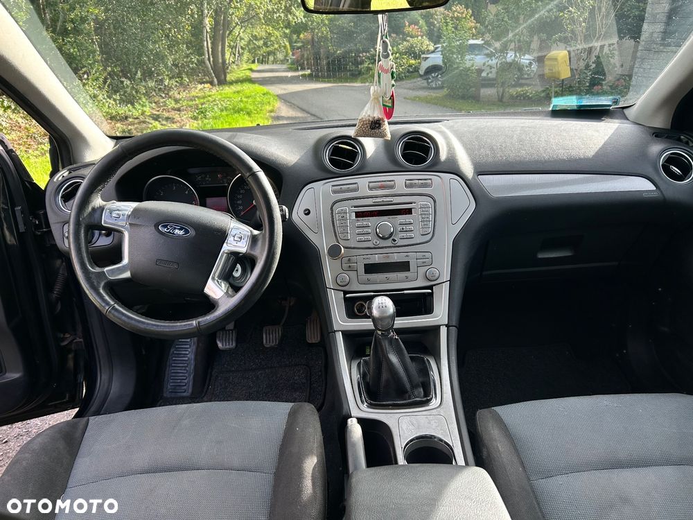 Ford Mondeo - 4
