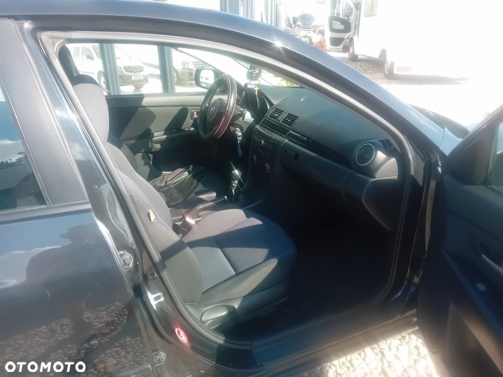 Mazda 3 - 12