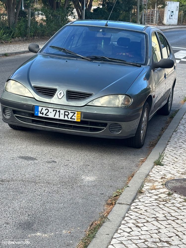 Renault Mégane 1.4 16V Dynamique - 1