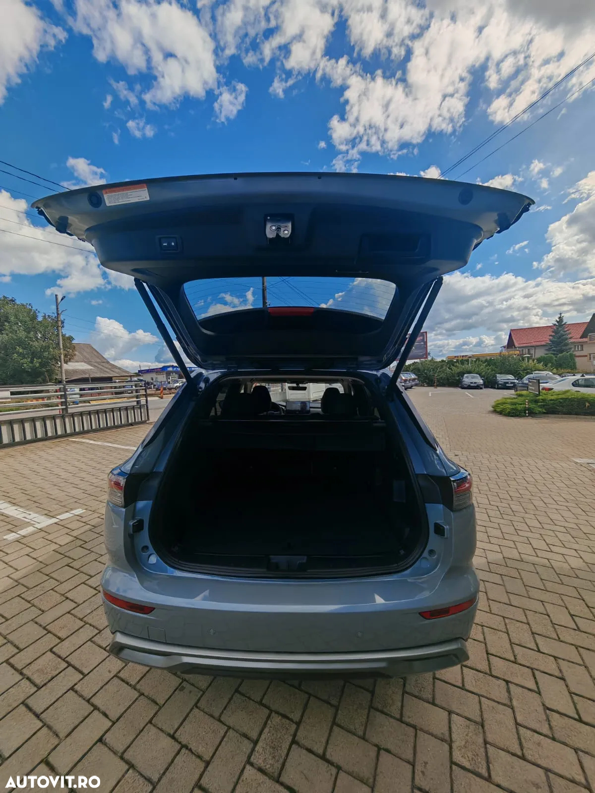 Mitsubishi Outlander 2.4 4WD Plug-In Hybrid - 25