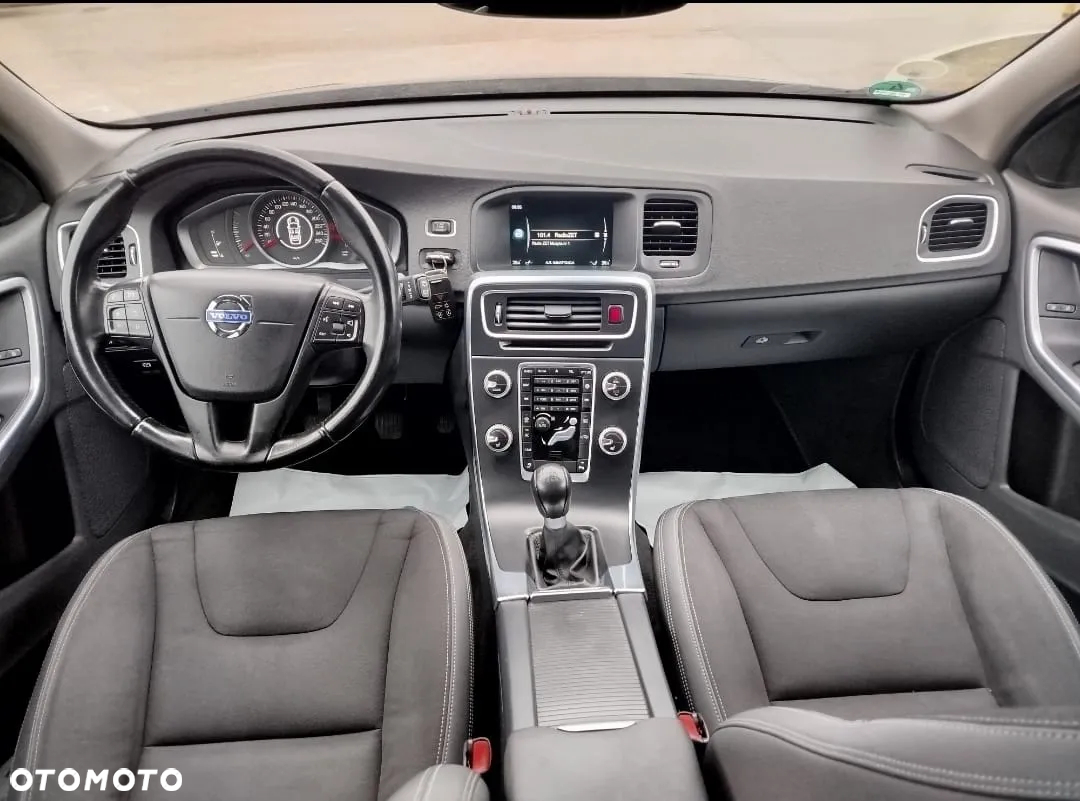 Volvo V60 D3 Business Edition - 14