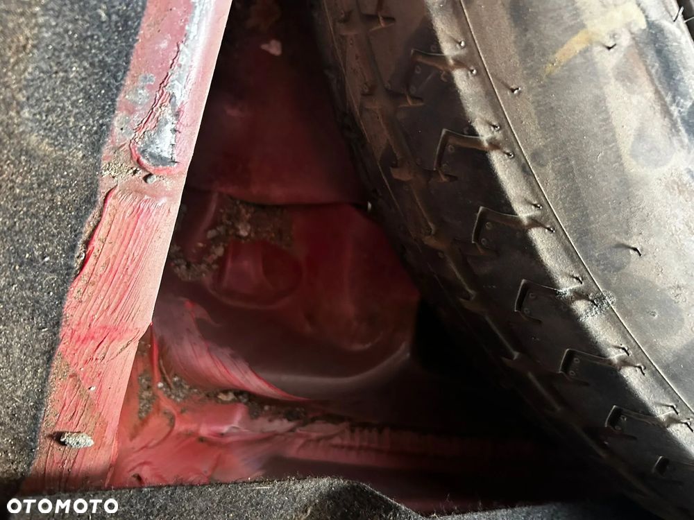 Dodge Challenger - 14