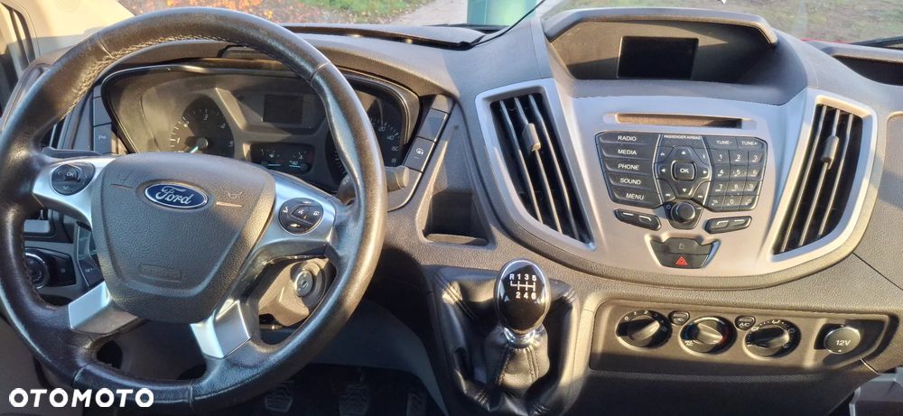 Ford Transit - 17