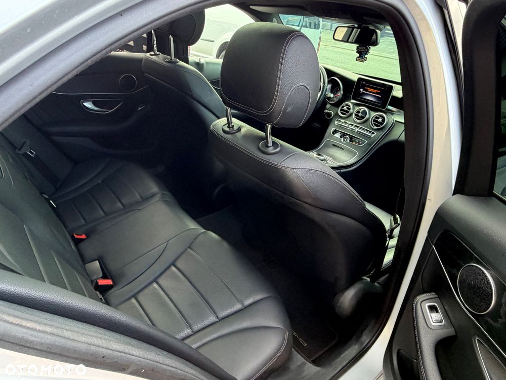 Mercedes-Benz Klasa C - 33