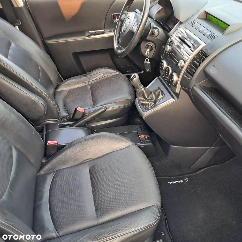 Mazda 5 - 13