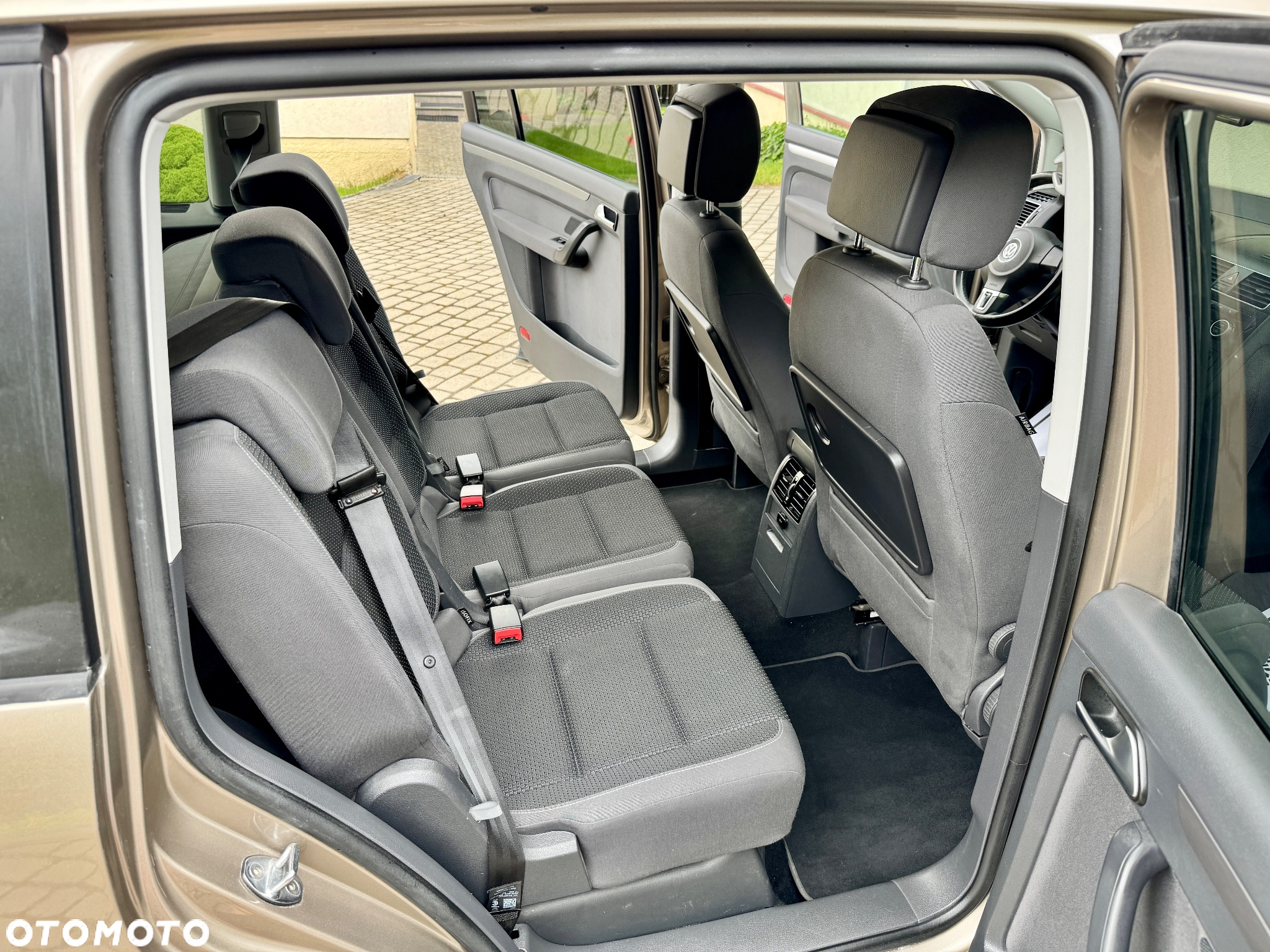 Volkswagen Touran 1.6 TDI DPF BlueMotion Technology DSG Comfortline - 7