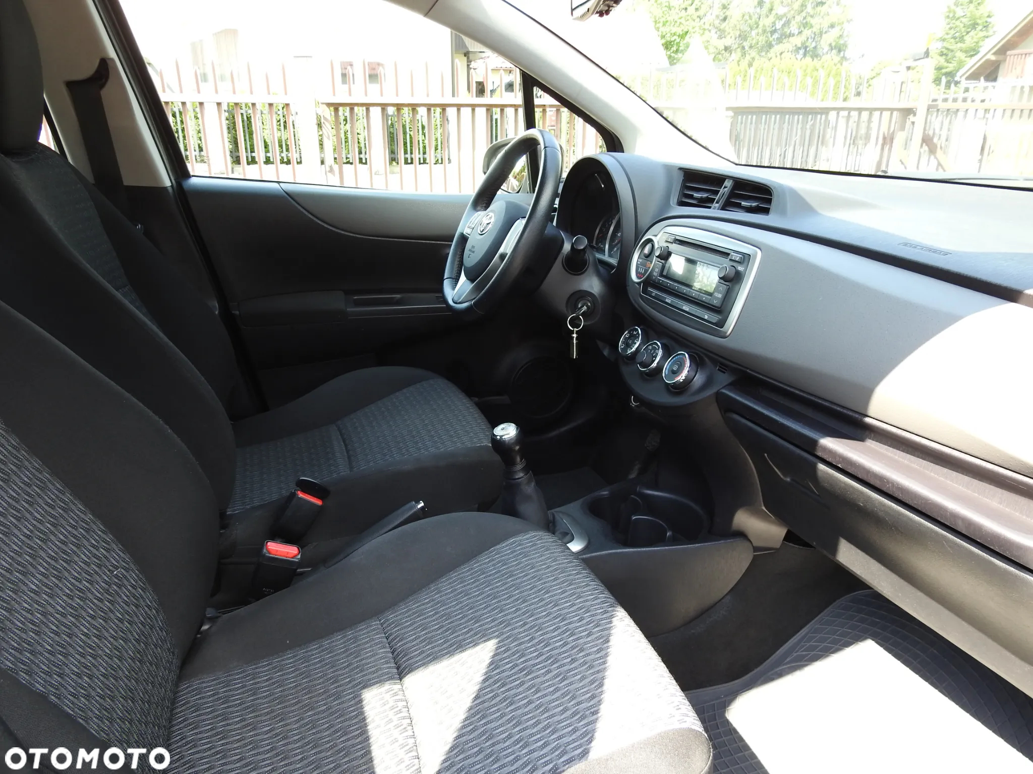 Toyota Yaris 1.0 Active - 32