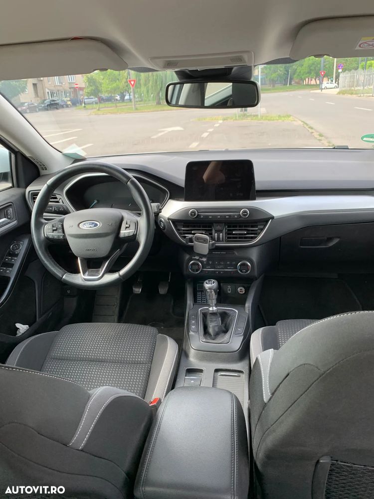 Ford Focus 1.5 EcoBlue Start-Stopp-System TITANIUM - 7