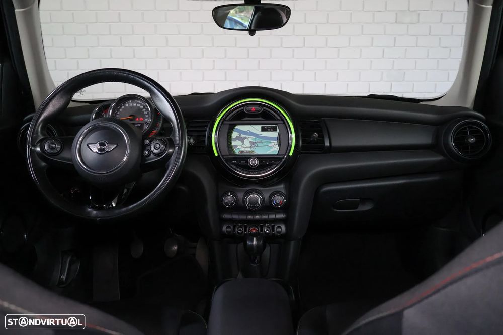 MINI 5 Portas One D - 12