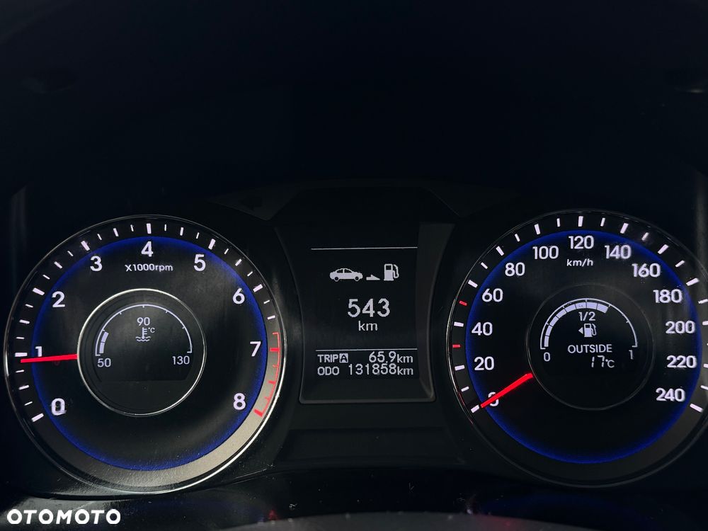 Hyundai i40 1.6 Comfort - 12
