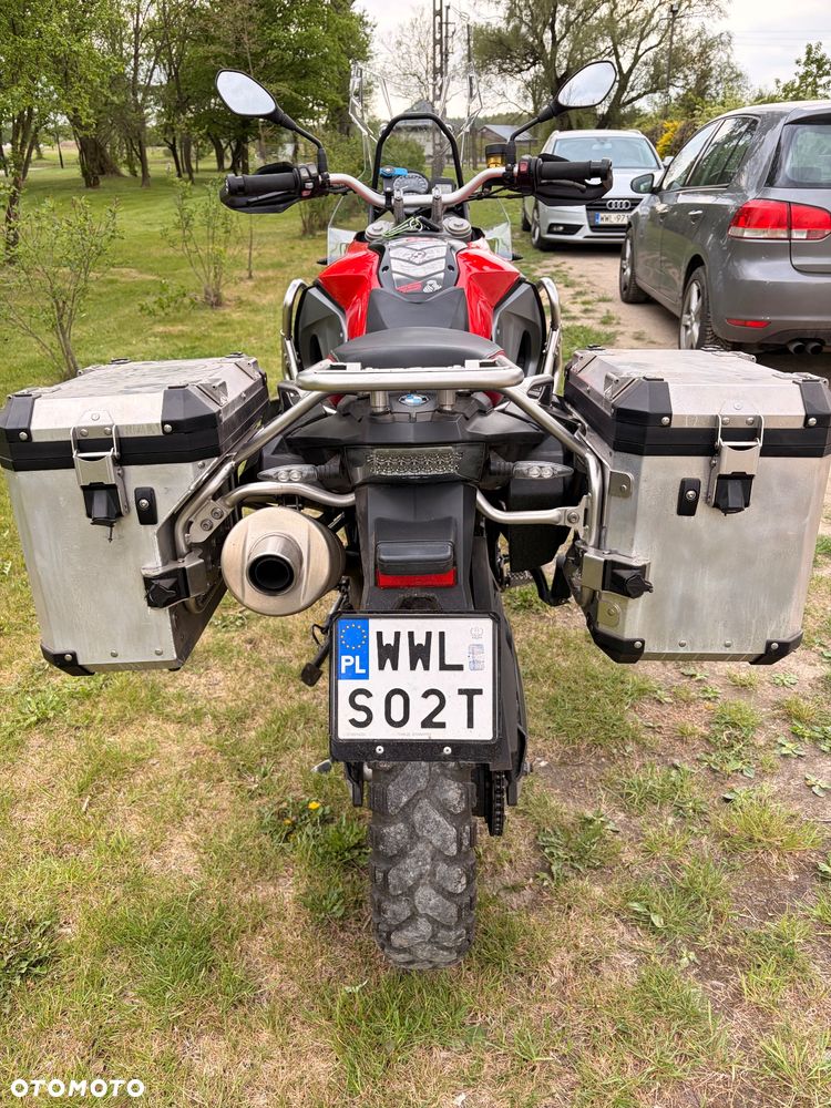 BMW F - 5