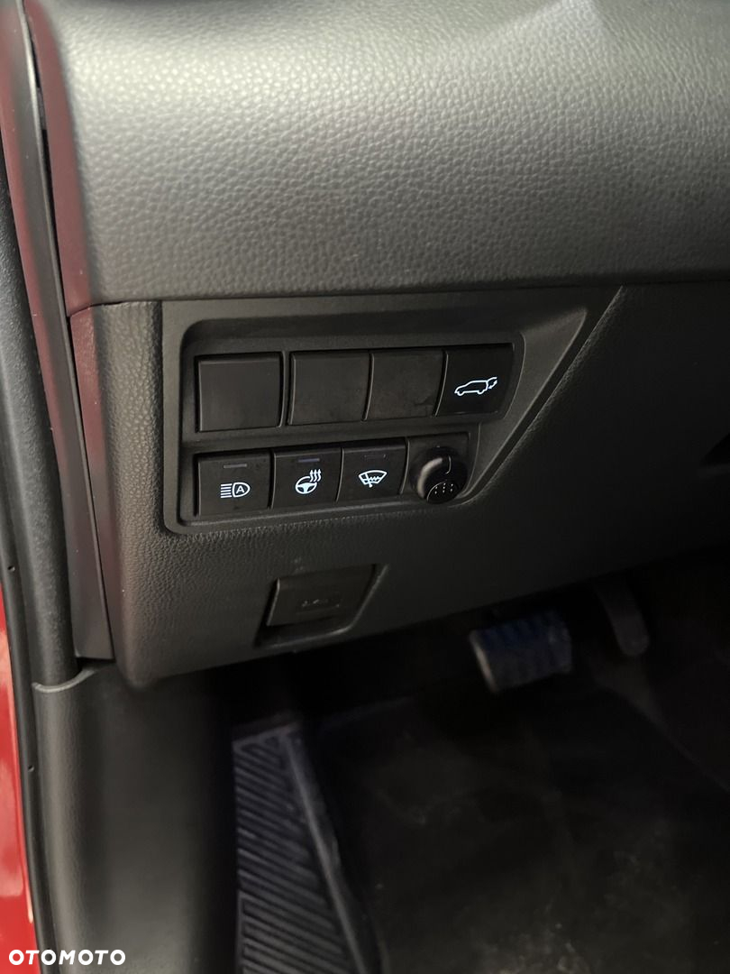Toyota Yaris Cross - 12