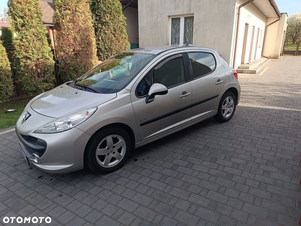 Peugeot 207 1.4 - 4