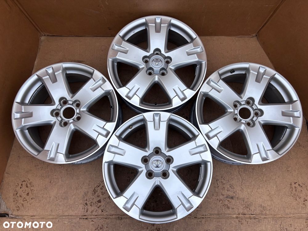 Toyota Rav4 Rav 4 Oryginalne Felgi Aluminiowe Pierścień 7,5 18 Et45 5x114,3 7.5J 18” Czujniki Ciśnienia - 1