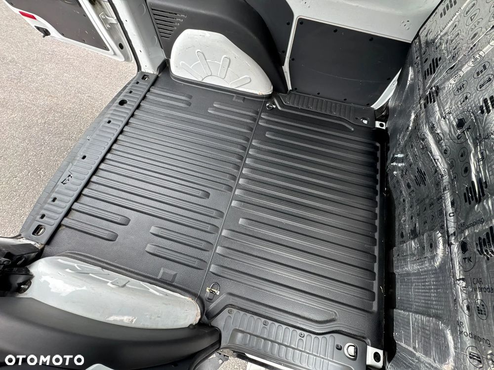 Mercedes-Benz Citan - 18
