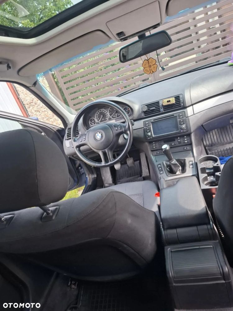 BMW Seria 3 318i - 11