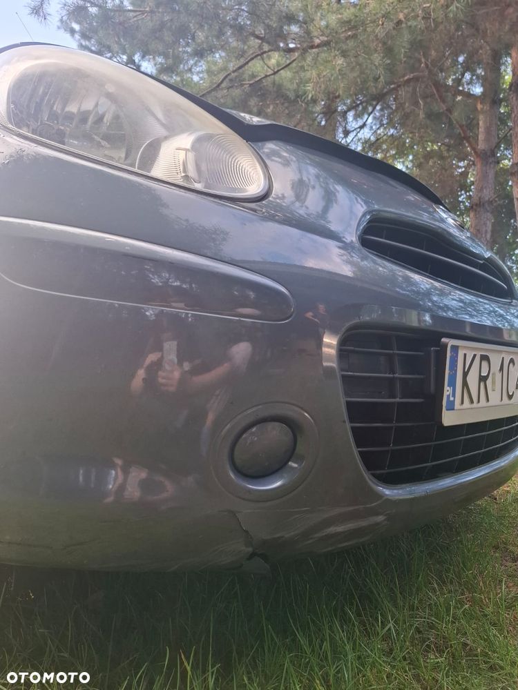 Nissan Micra - 10