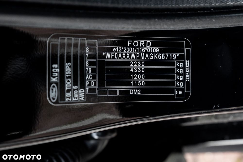 Ford Kuga 2.0 EcoBlue 4x4 TITANIUM - 26