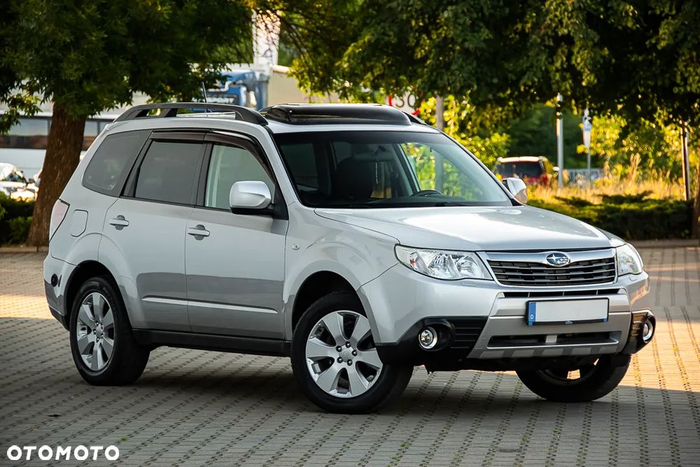 Subaru Forester 2.0X Exclusive - 3