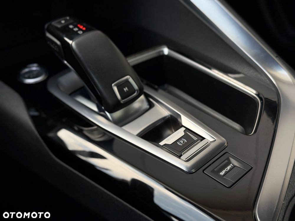 Peugeot 3008 BlueHDi 180 Stop & Start EAT8 GT - 20