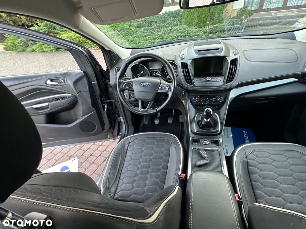 Ford Kuga Vignale 2.0 TDCi AWD - 30