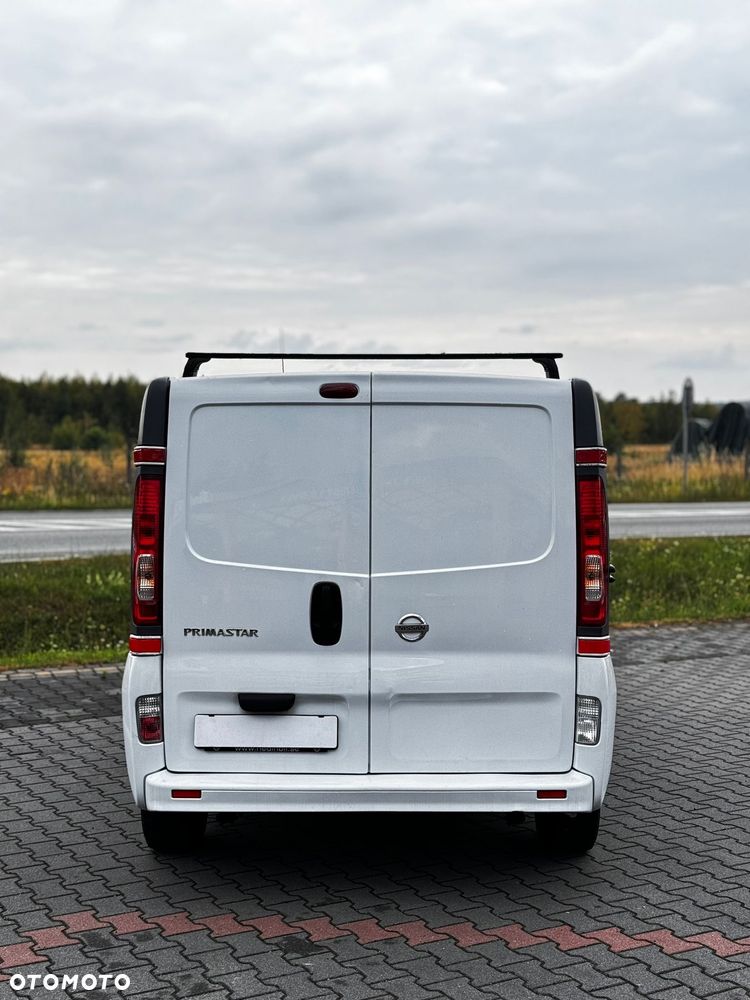 Nissan Primaster - 24