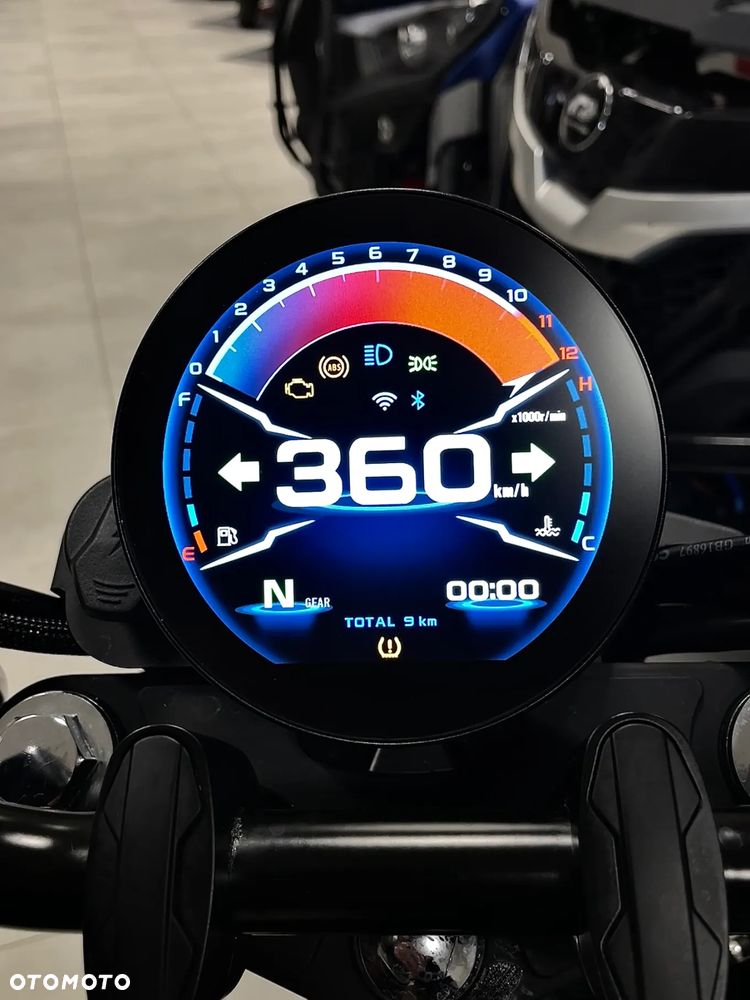 QJMOTOR SRV 125 - 11
