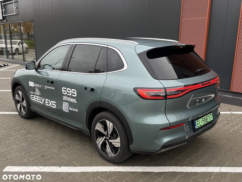 Geely EX5 - 10
