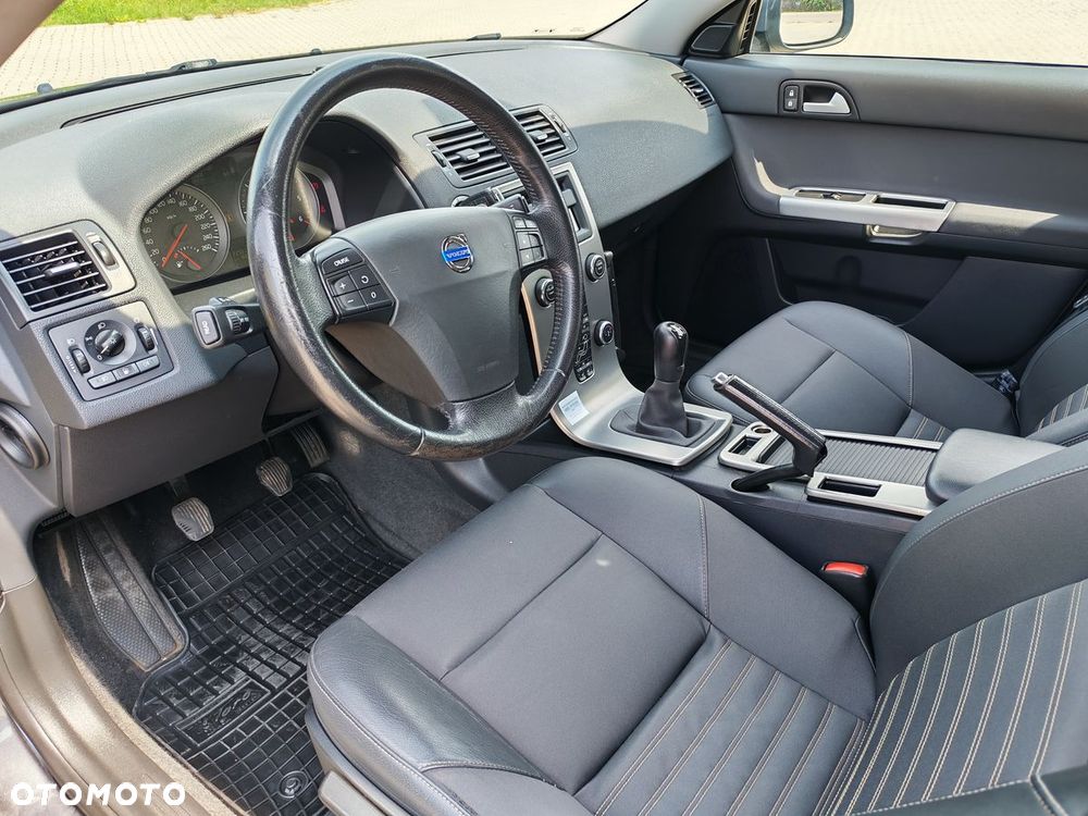 Volvo V50 - 9