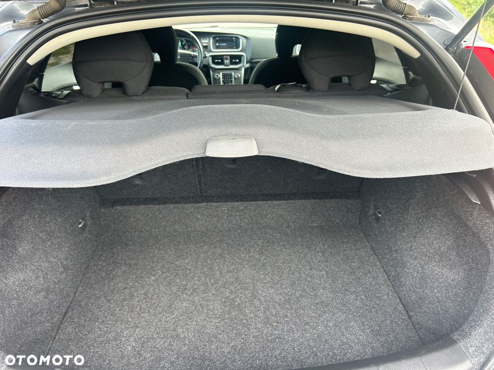 Volvo V40 D2 You - 12