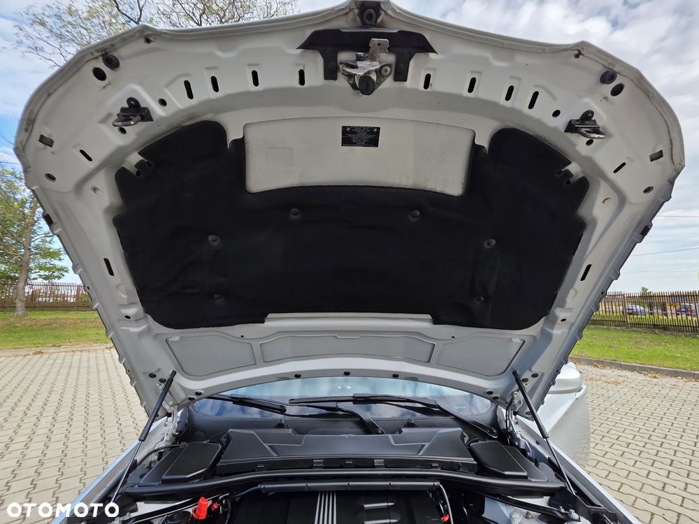 BMW Seria 3 318d DPF Edition Exclusive - 33