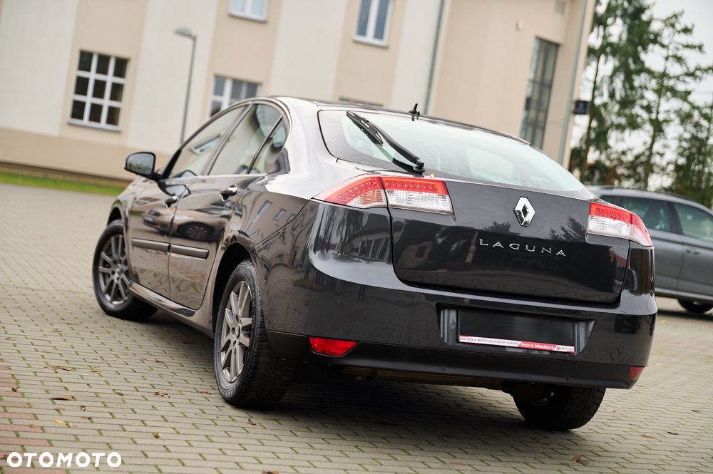 Renault Laguna ENERGY dCi 130 FAP Start & Stop Paris - 3